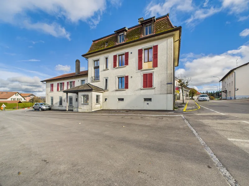 Haus / Villa 13 Zimmer in Saignelégier
