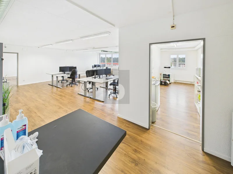 Commercial 3 rooms in Ortsmitte — 2