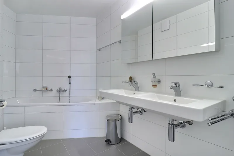 Gewerbe 4.5 Zimmer in Pérolles — photo 11