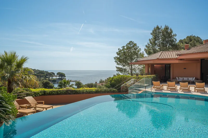Maison / Villa 22 pièces à Saint-Jean-Cap-Ferrat