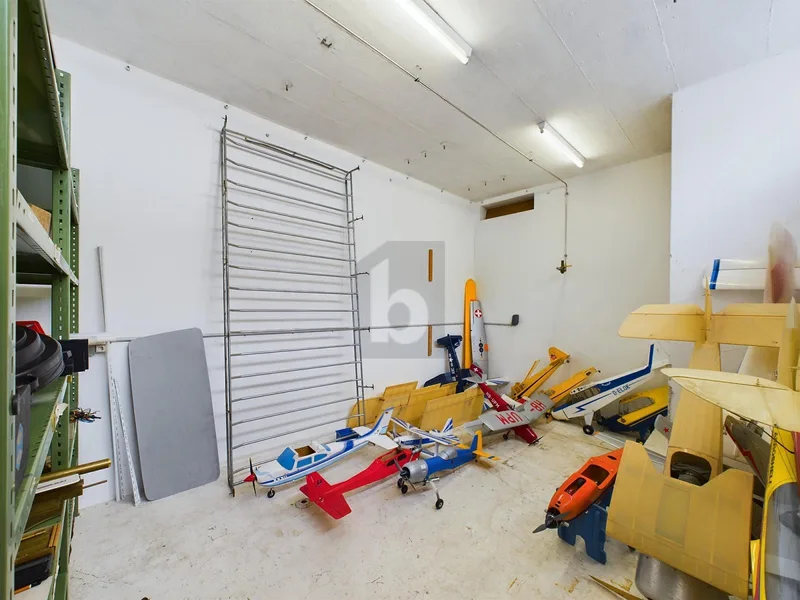 Gewerbe 10 Zimmer in Degersheim — photo 4