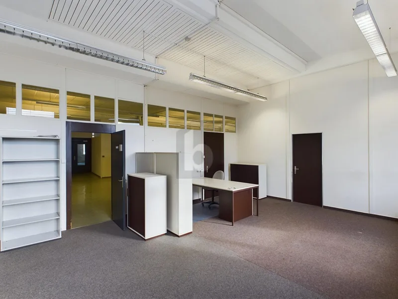 Gewerbe 2.5 Zimmer in Altdorf — photo 2