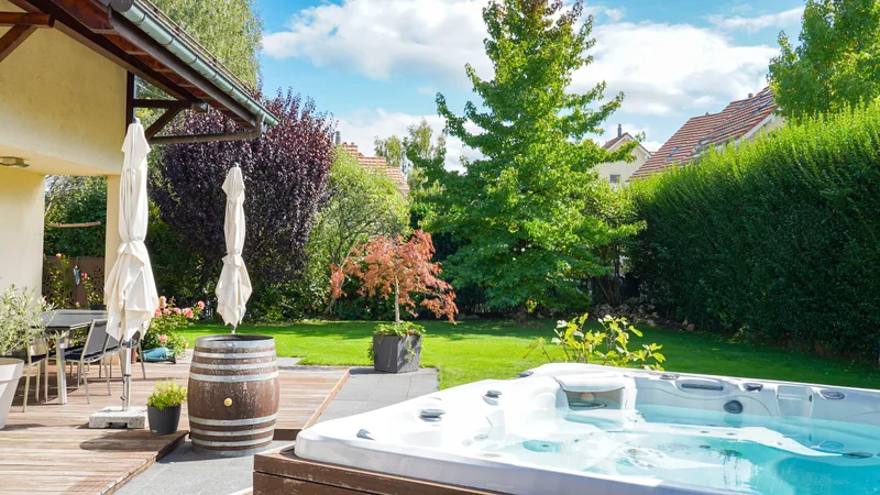 House / Villa 6 rooms in 25 — 2