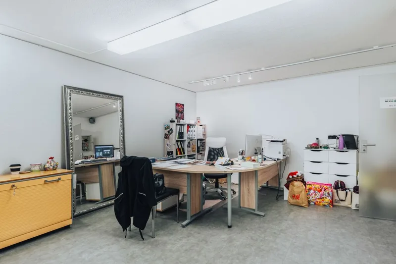 Commercial in Zentrum — 4
