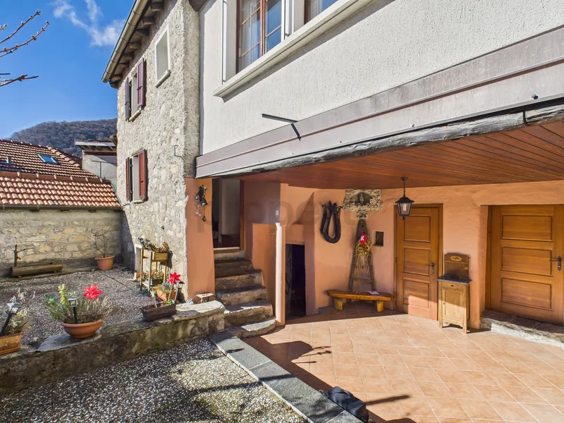 House / Villa 3 rooms in Breggia — 12