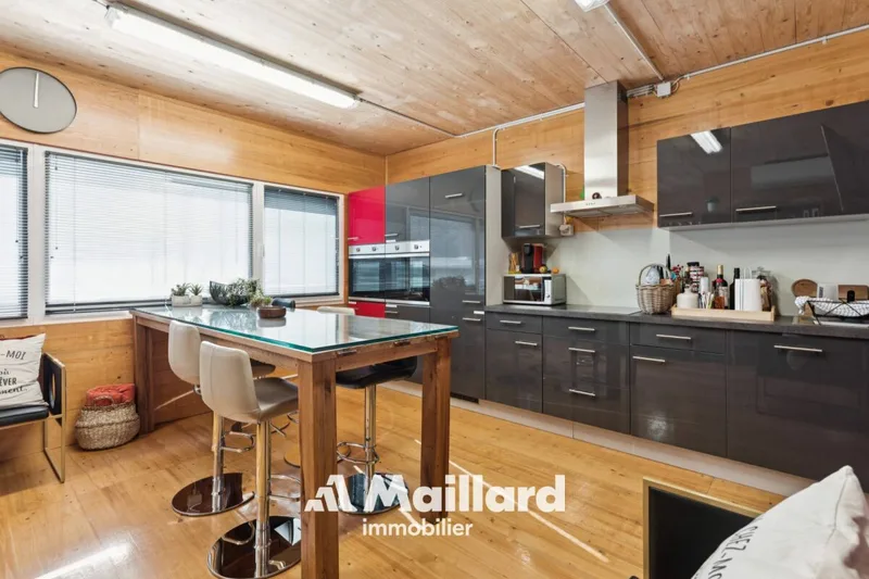 Commercial in Moudon — 9