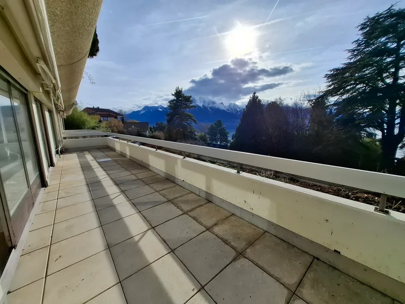 Appartement 3.5 pièces à District de la Riviera-Pays-d'Enhaut — 3