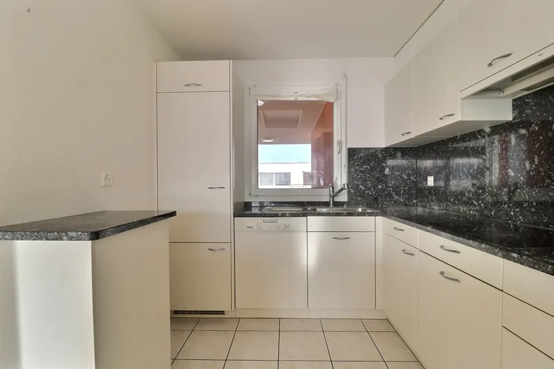Apartment 4.5 rooms in Givisiez — photo 7