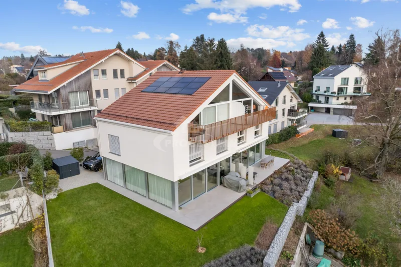 House / Villa 13 rooms in Village