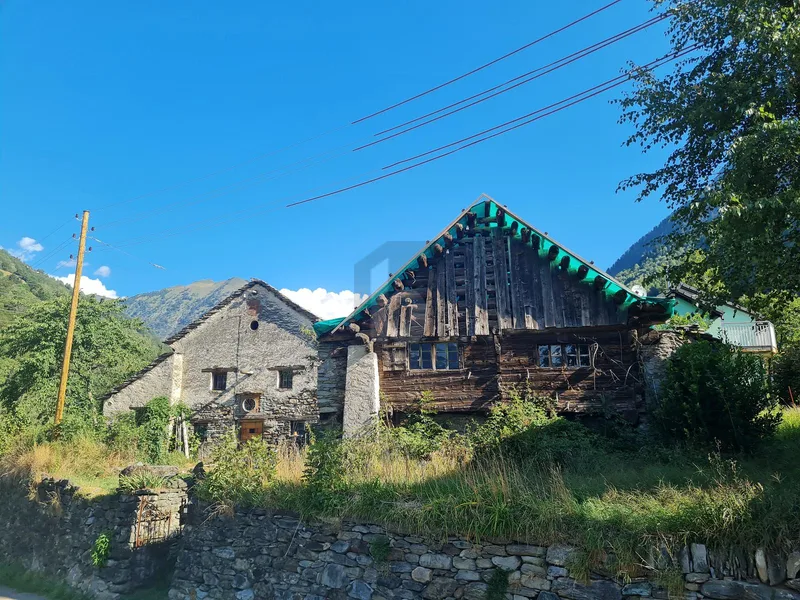House / Villa 4 rooms in Nucleo di Aquila — 3