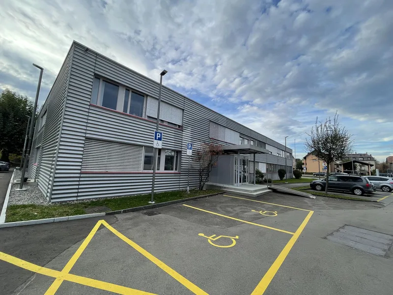 Commercial in zentrale Lage