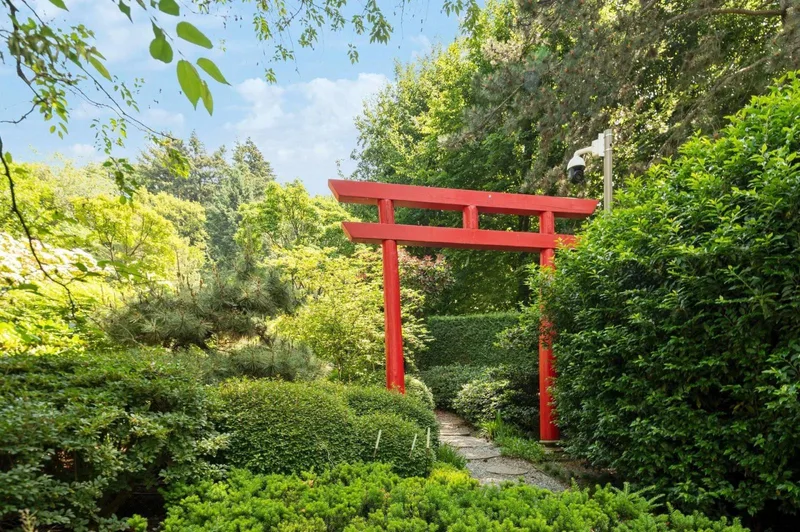 House / Villa 20 rooms in Jouxtens-Mézery — 18