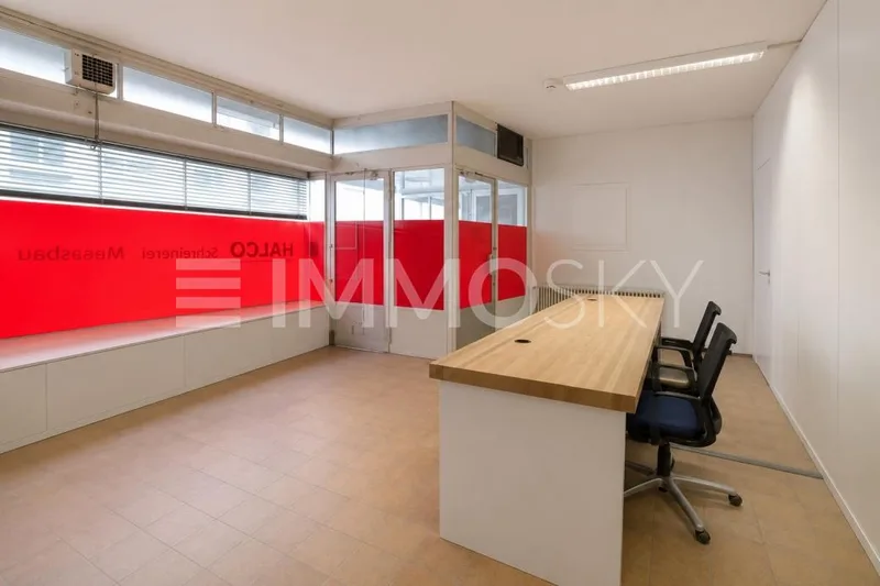 Commercial 3 rooms in Kleinbasel — 2