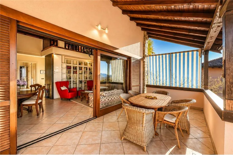 House / Villa 6 rooms in Collina d'Oro — 5