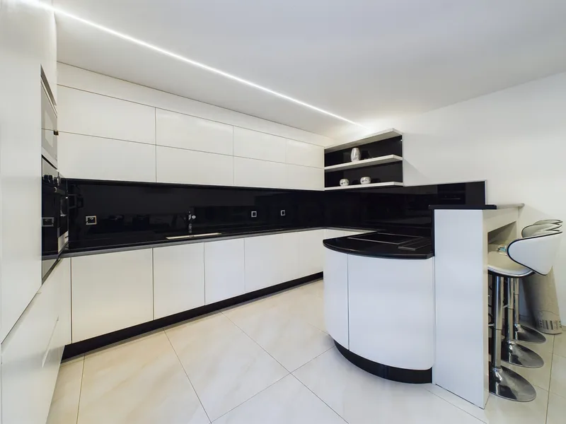 Maison / Villa 8.5 pièces à Chalais — photo 4