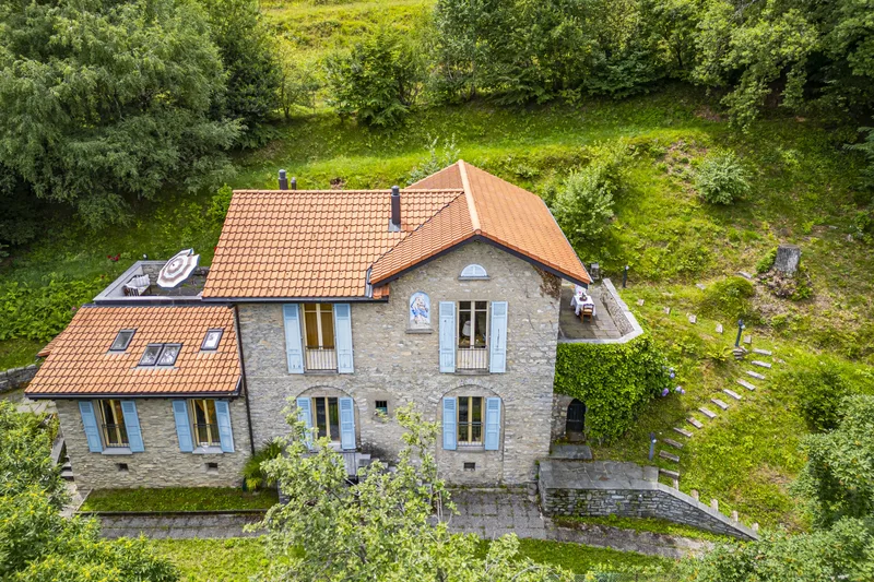 Maison / Villa 7 pièces à Brè sopra