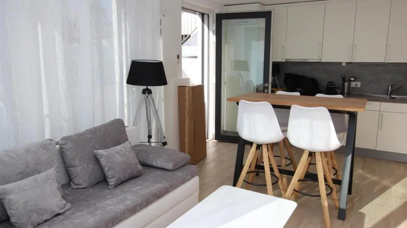 Apartment 3 rooms in Rive gauche