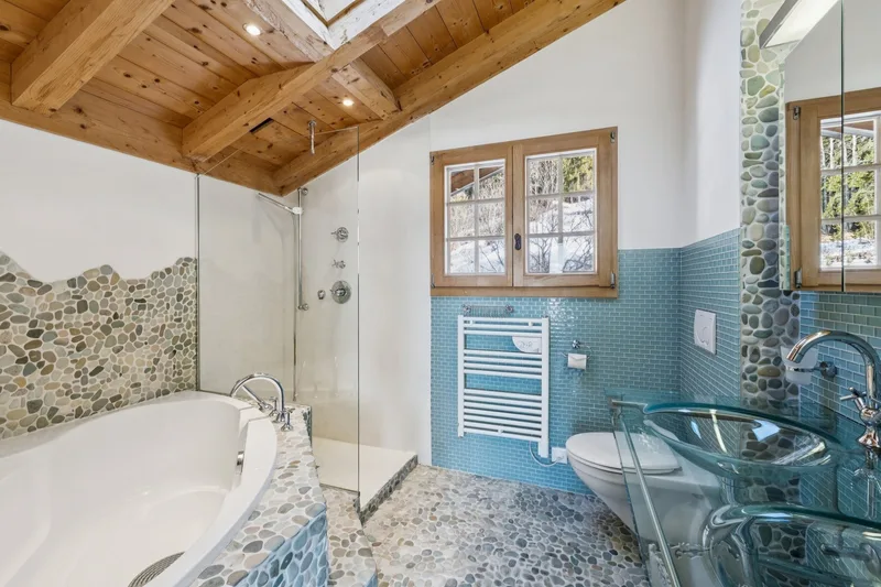 Maison / Villa 7 pièces à Domaine de la Résidence — 13