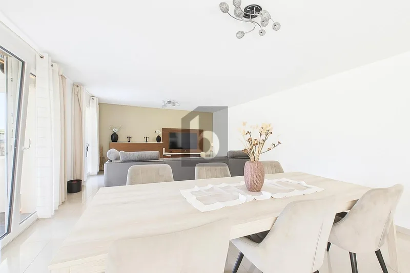 Maison / Villa 8 pièces à Gibloux — 2