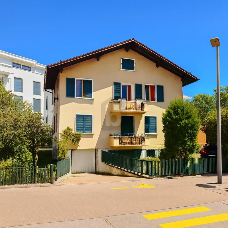 Building 9 rooms in Sion — 2