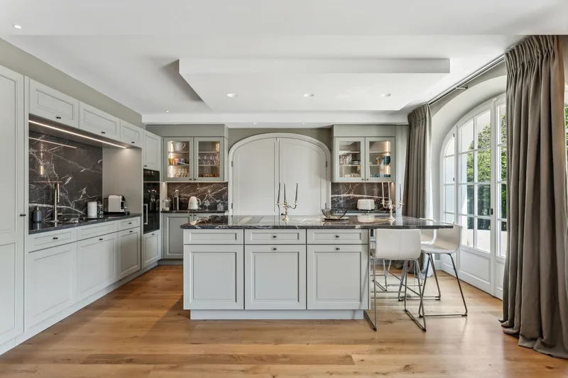 House / Villa 20.5 rooms in Savigny — 15
