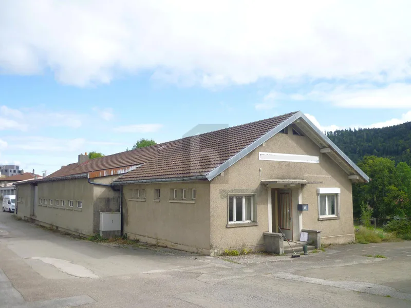 Commercial 3.5 rooms in Sainte-Croix