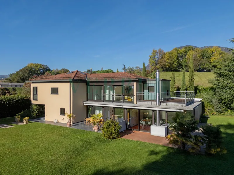 Maison / Villa 8.5 pièces à Montreux — 2