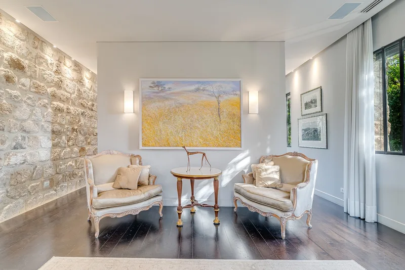 House / Villa 7 rooms in Kfar Shmaryahu — photo 4