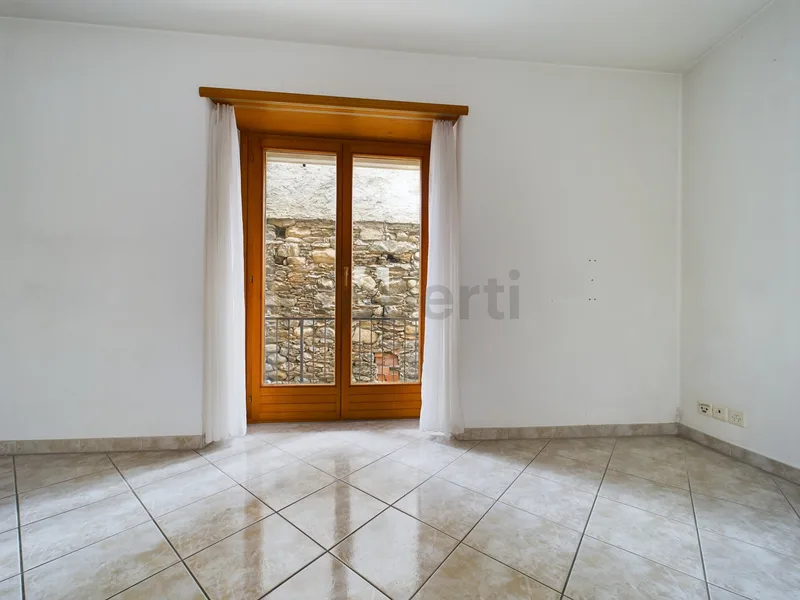 Gebäude 14 Zimmer in Zentrum von Losone — photo 4