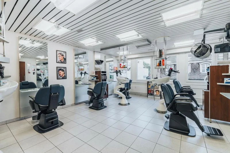 Commercial in Zentrum — 2