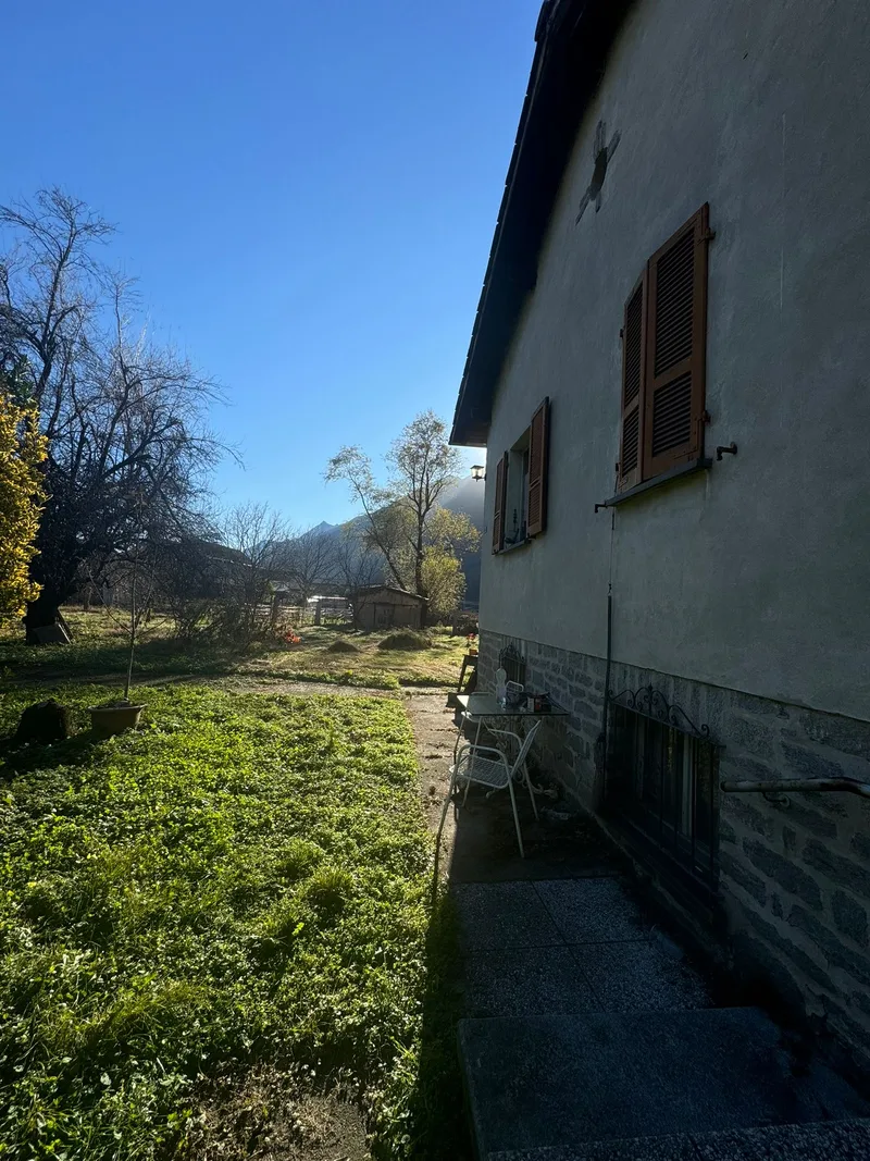 Land 3.5 rooms in Biasca — 2
