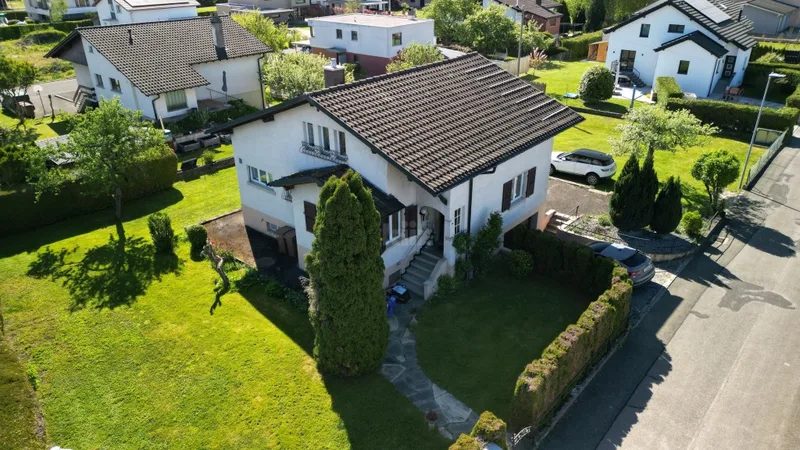 Haus / Villa 6.5 Zimmer in Haute-Sorne