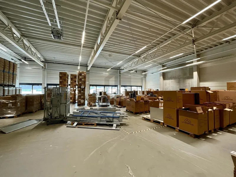 Gewerbe 1 Zimmer in Embrach — photo 4