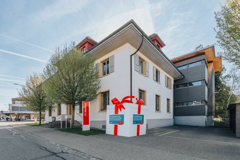 Commercial in Sumiswald — 3