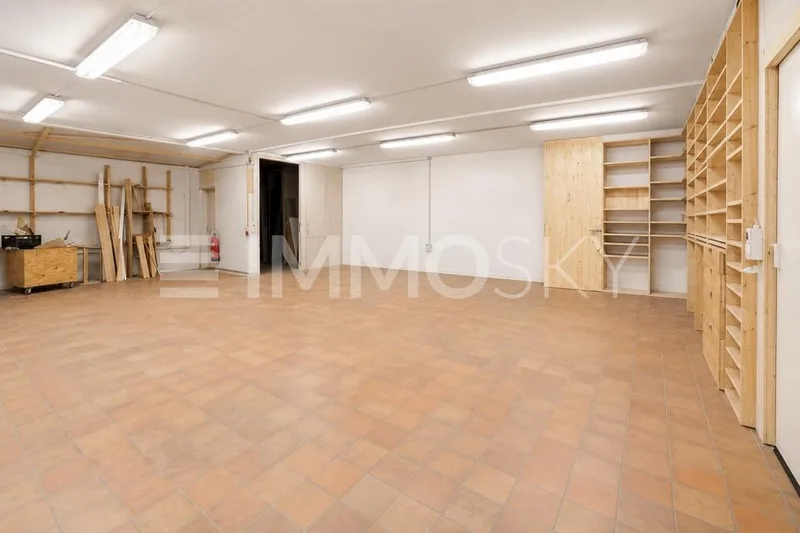 Commercial 3 rooms in Kleinbasel — 3