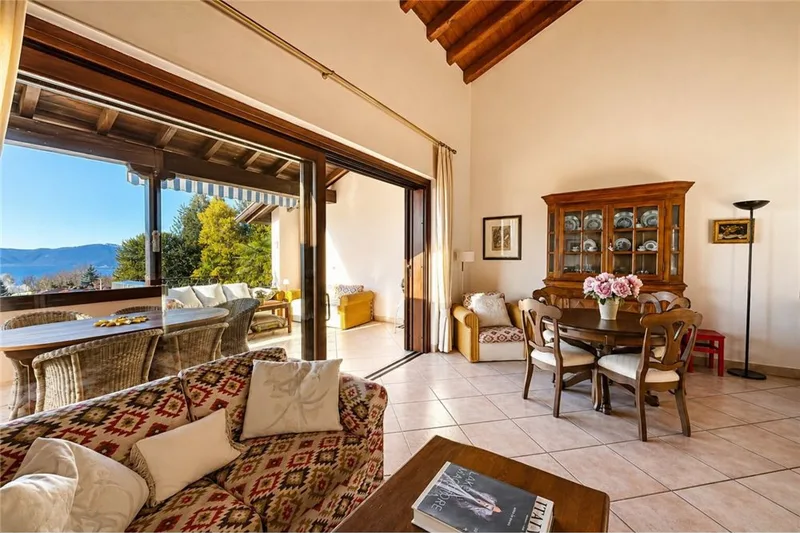 House / Villa 6 rooms in Collina d'Oro — 8