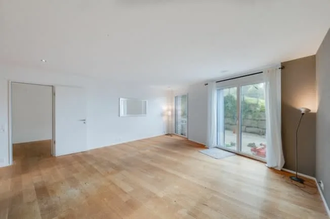 Wohnung 4.5 Zimmer in Aesch — photo 3