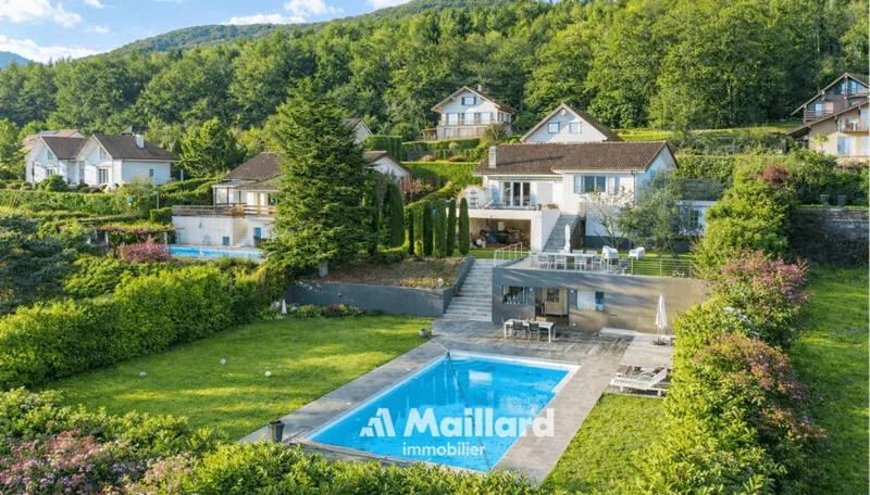 Maison / Villa 6.5 pièces à Genolier