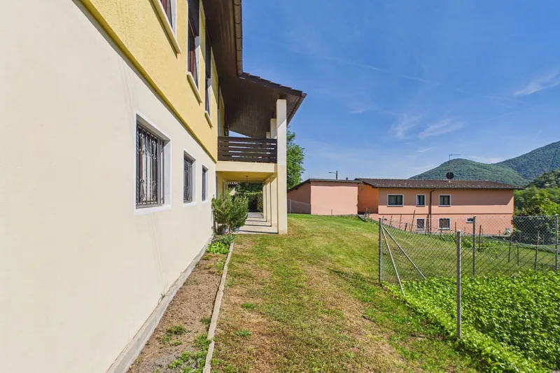 House / Villa 4.5 rooms in Tresa — 38