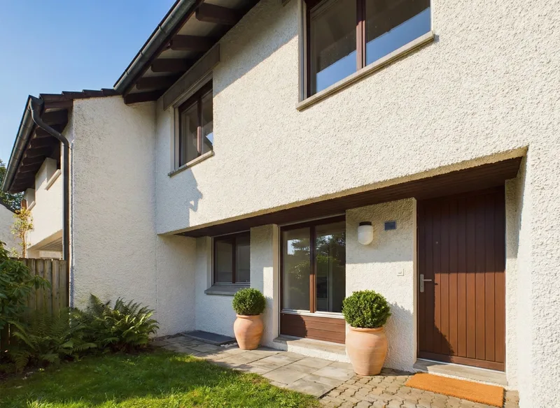 Maison / Villa 7.5 pièces à Ebmatingen — photo 2