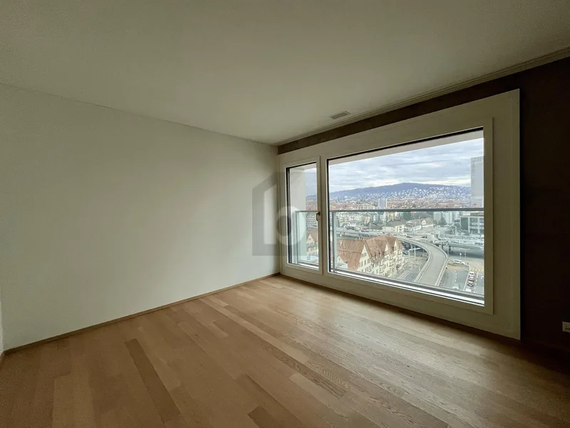 Apartment 4.5 rooms in Zürich — photo 3