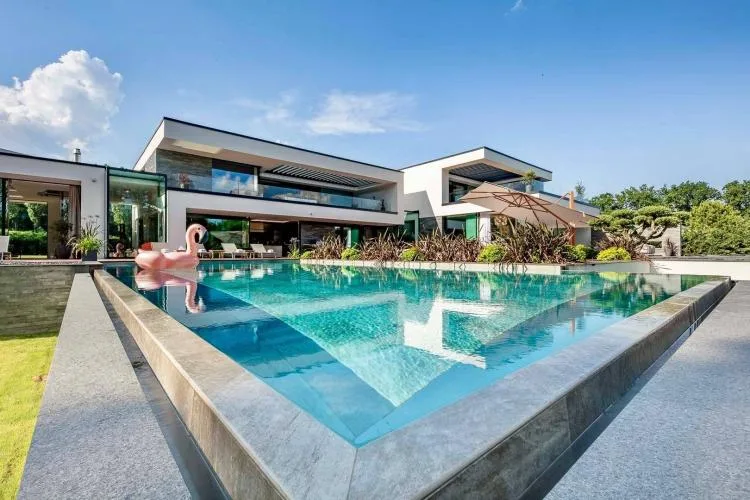 House / Villa 17 rooms in Versoix