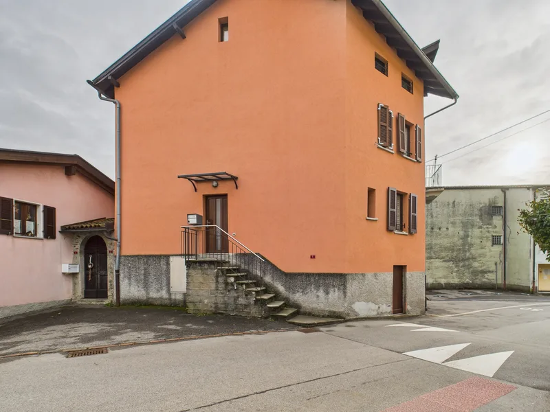 Maison / Villa 5 pièces à Novaggio — photo 2