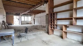 Building 9 rooms in Bex — 7