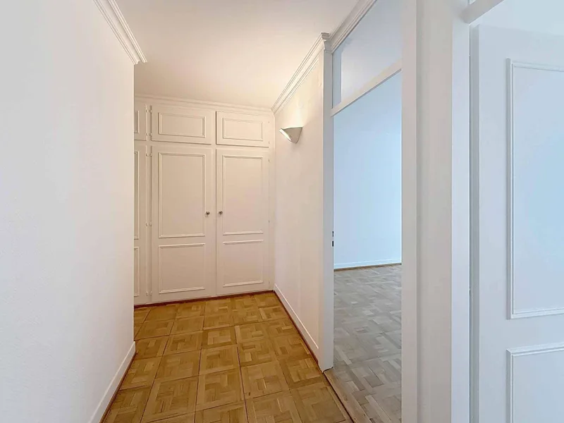 Appartement 4 pièces à Malagnou — 3