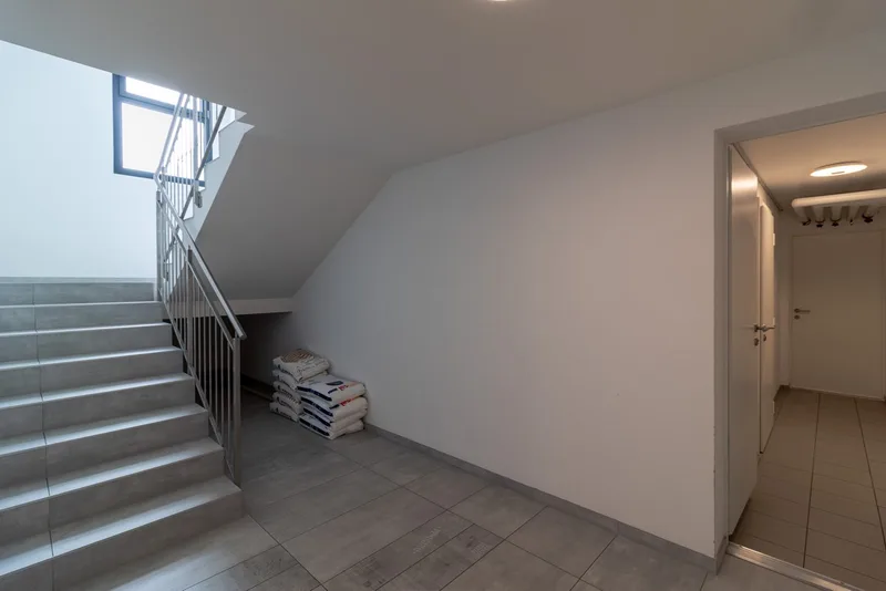 Building in Bretigny-sur-Morrens — 3