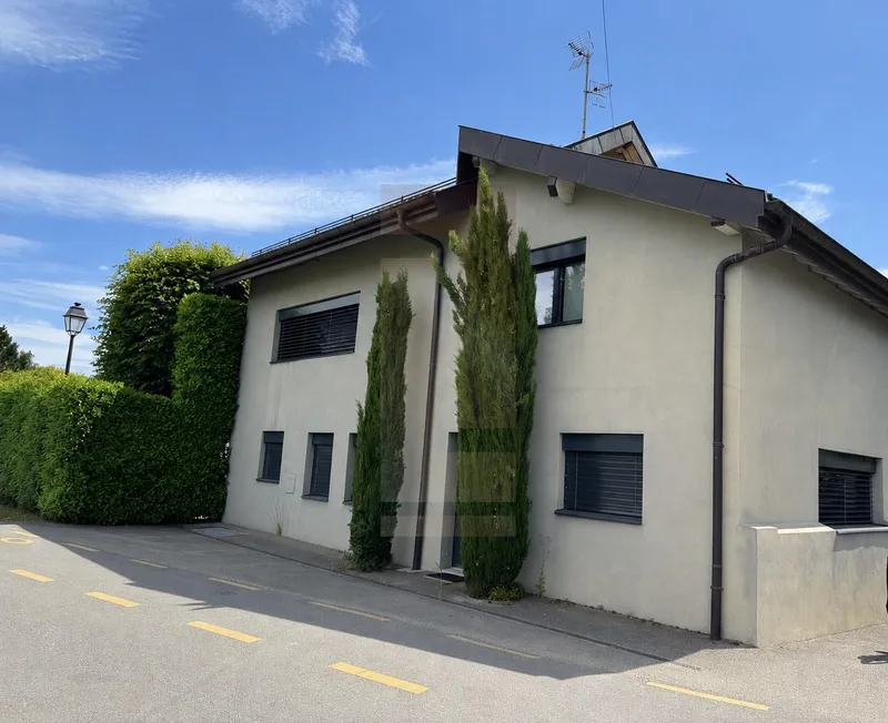 Haus / Villa 10 Zimmer in Choulex