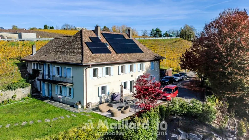 House / Villa 11 rooms in Lavigny