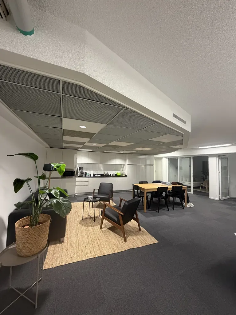 Commercial in Trabandan — 3