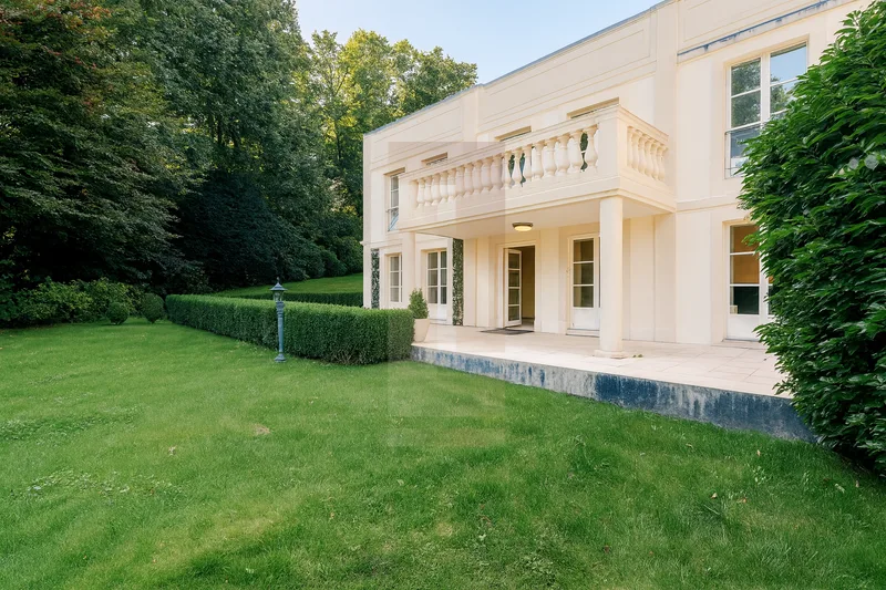 Maison / Villa 8 pièces à Vandœuvres — 12